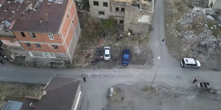 Yalnız yaşayan yaşlı adam evinde ölü bulundu