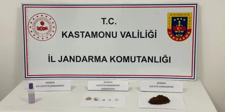 Kastamonu’da 3 adet ruhsatsız tabanca ele geçirildi