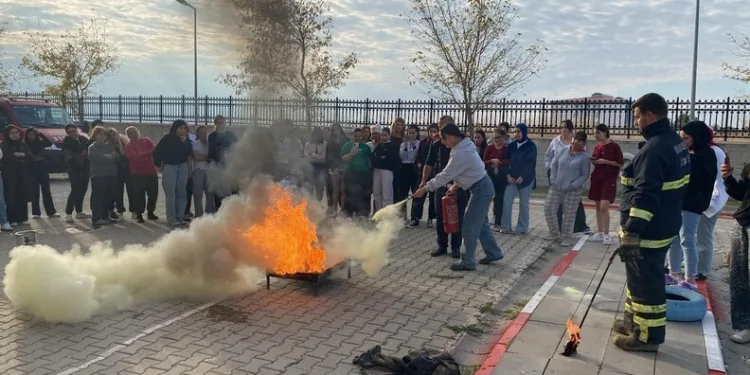 Aksaray’da otomobil ile tır çarpıştı: 1 ağır yaralı