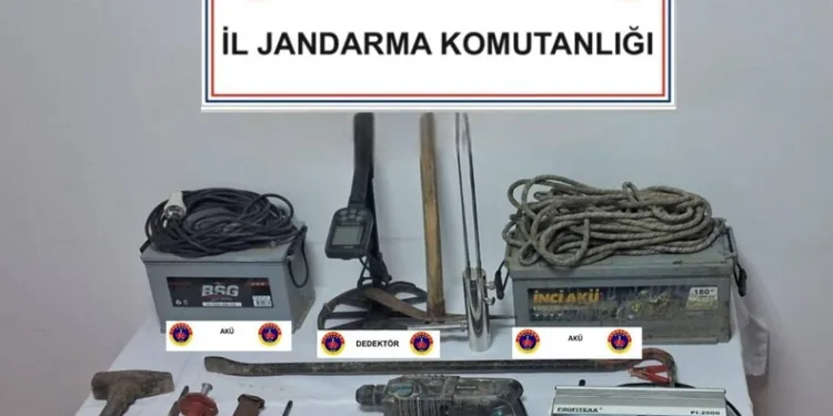 Aksaray’da otomobil ile tır çarpıştı: 1 ağır yaralı