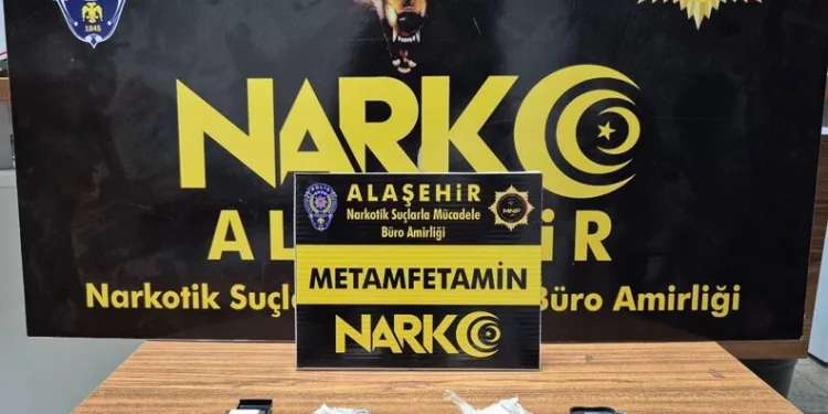 Ünlü halıcıyı baltayla parçalara ayırıp asitle eritmişlerdi: Karar çıktı