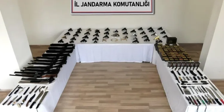 Belediye otobüsünün çarptığı kadın ağır yaralandı