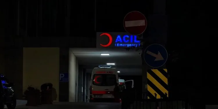 Belediye otobüsünün çarptığı kadın ağır yaralandı