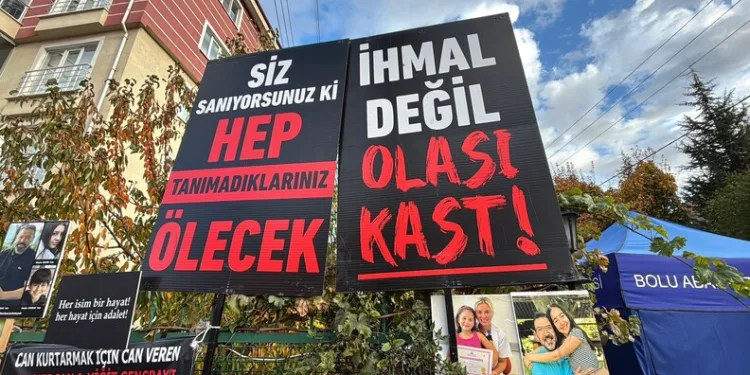 Polisten kaçak elektronik ürün operasyonu