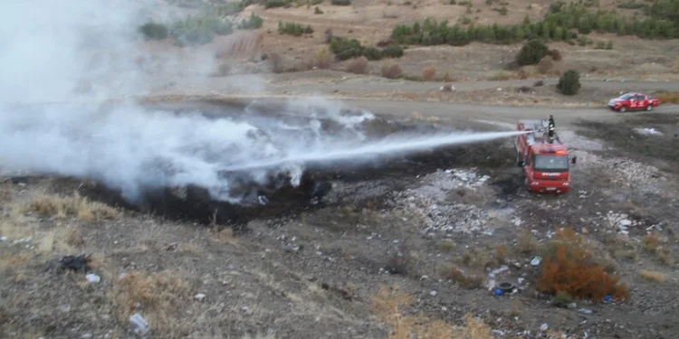 Iğdır’da asansör boşluğuna düşen 2 işçi yaralandı