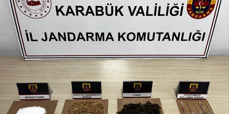 Iğdır’da asansör boşluğuna düşen 2 işçi yaralandı