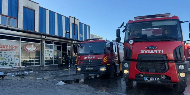 Malatya’da konteyner kentte korkutan yangın