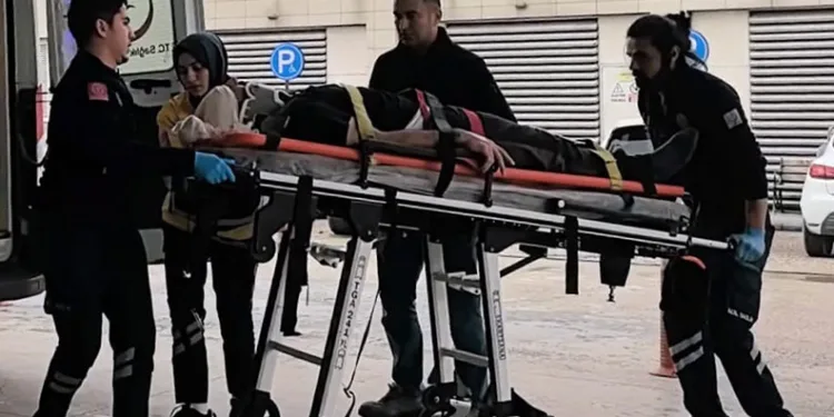 Başına makine çarpan işçi kanlar içinde kaldı