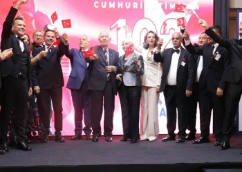 BUMİAD Cumhuriyet ödülleri sahiplerini buldu