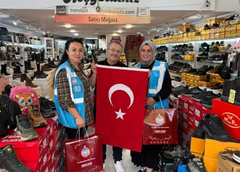 Orhangazi Belediyesi Kenti Bayraklarla Donattı