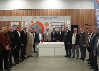 İş Arayanlarla İşverenler Buluştu