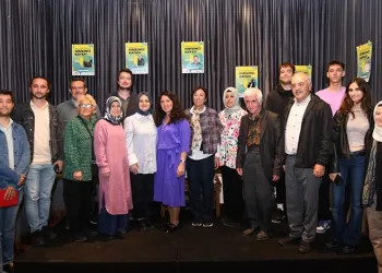 Kadın girişimciden gençlere bal tadında hikaye