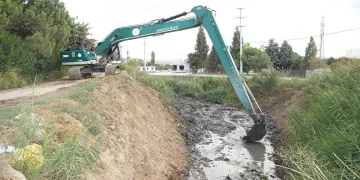 Yenişehir’de şehir içi kanallarda temizlik çalışmaları başladı