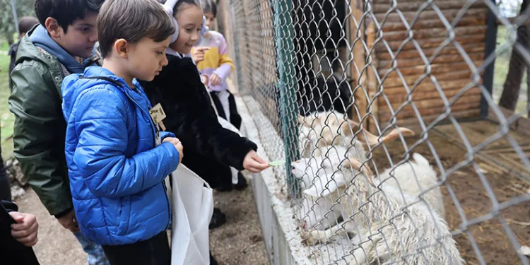 Minik kaşifler Leylek Göl Evi’nde