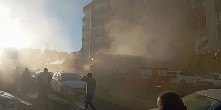 Şanlıurfa’da medikal malzeme deposunda yangın