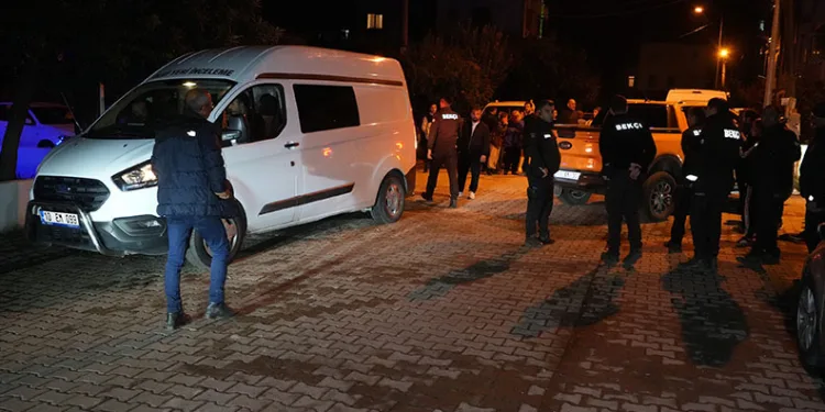 Balıkesir’de evinde silahla vurulmuş erkek cesedi bulundu