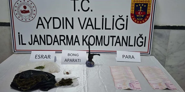 Kuyucak’ta uyuşturucu operasyonu: 3 gözaltı