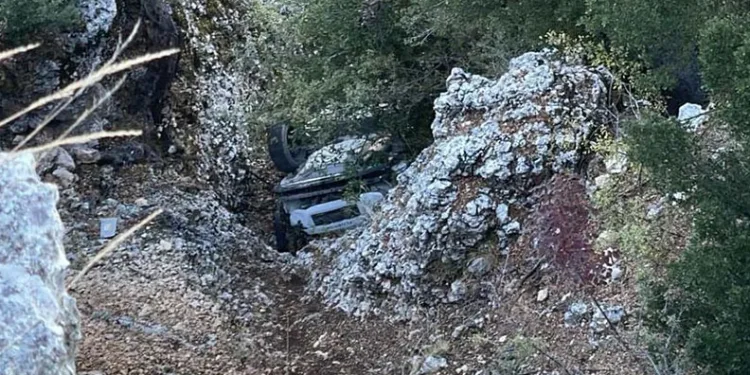 Otomobil uçuruma yuvarlandı, sürücü hayatını kaybetti