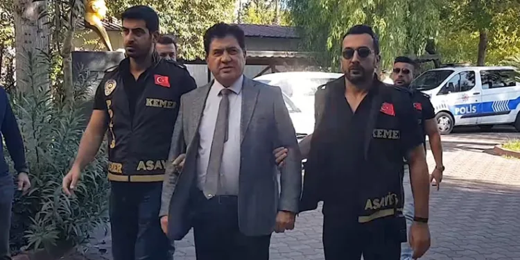 Eski Kemer Belediye Başkanı tutuklandı