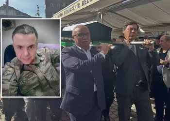 Bursa’da şehit babası son yolculuğuna uğurlandı