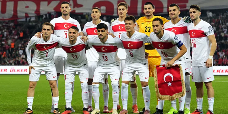 A Milli Futbol Takımı, FIFA sıralamasında 26. sıraya yükseldi