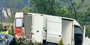 İzmir’de zincirleme trafik kazası: 1 ölü, 3 yaralı