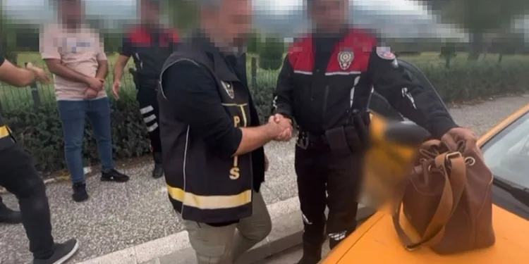Mersin’de dolandırdı, Osmaniye’de yakalandı