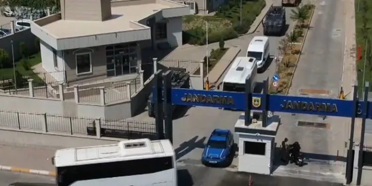 Şanlıurfa’da silah kaçakçılarına operasyon: 12 gözaltı