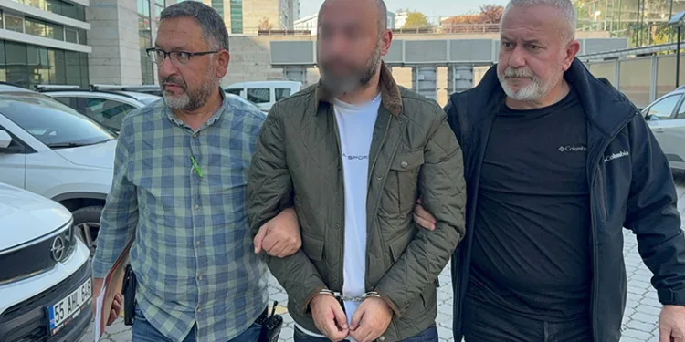 Eski sevgilisinin iş yerine pompalı tüfekle saldırdı