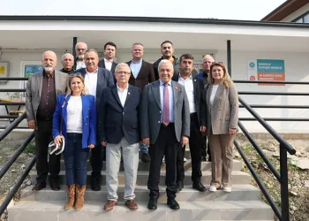 “Sorunları yerinde görüyor, adil çözümler üretiyoruz”