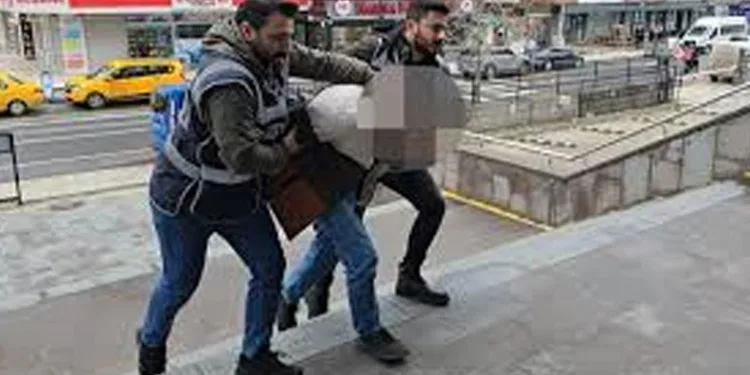 İzmir’de uyuşturucu operasyonunda 1 tutuklama
