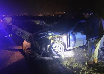 Bursa’da freni boşalan otomobil yolcu otobüsüyle çarpıştı