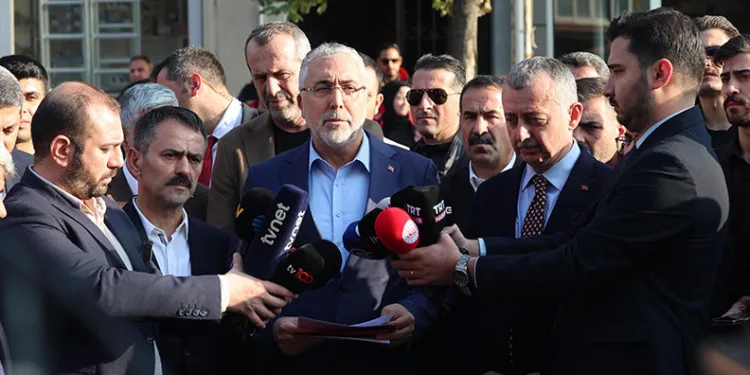Bakan Işıkhan’dan patlamaya ilişkin açıklama