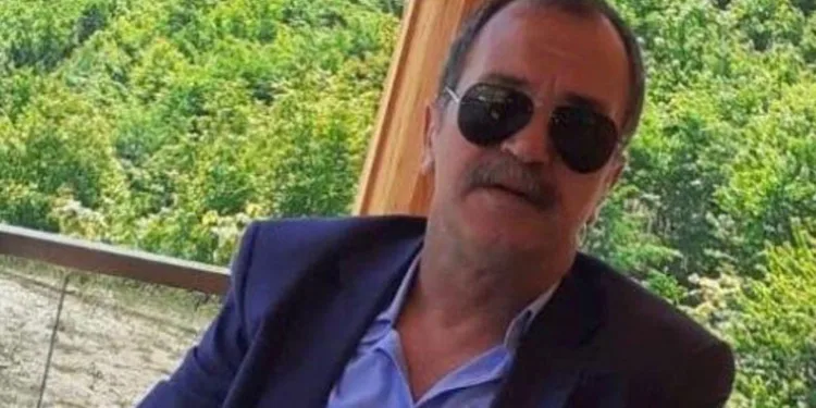 13 yaşındaki çocuk, 60 yaşındaki dedesini silahla öldürdü