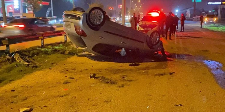 Bursa’da otomobil takla attı: 2 yaralı