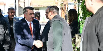 Oktay Yılmaz, Vakıf Mahallesinde