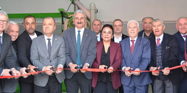 Bursa’da İmece Zeytinyağı Fabrikası açıldı