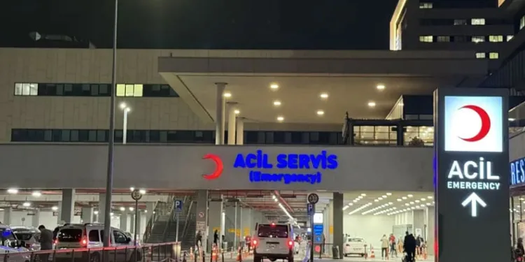 30 öğrenci zehirlendi, kantinci çift gözaltına alındı