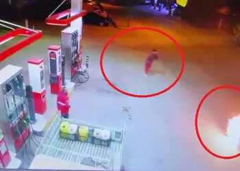 Bursa’da silindir makinasına elini kaptıran işçi ağır yaralandı