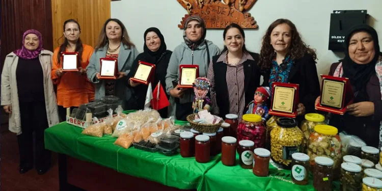 DAĞDER’den örnek dayanışma gecesi