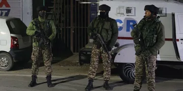 Hindistan’da karakolda patlama
