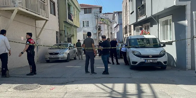 Bursa’da 3 çocuğunu katleden baba, tutuksuz yargılanma talep etti