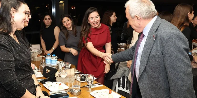 Nilüfer Belediyesi’nden öğretmenlere vefa