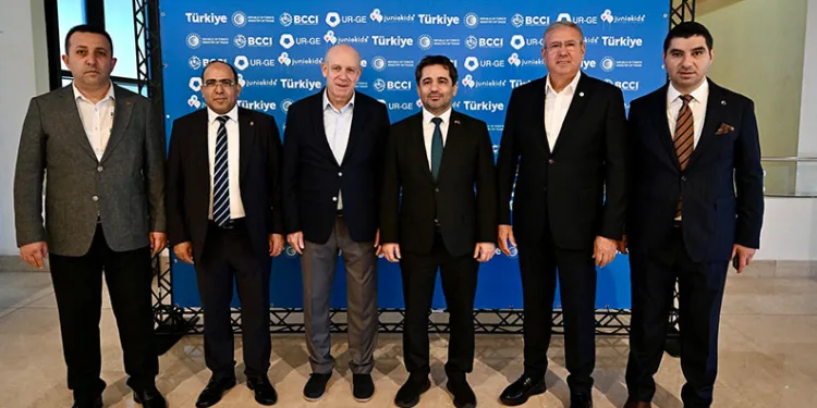 Cezayir’de Bursa rüzgarı esiyor