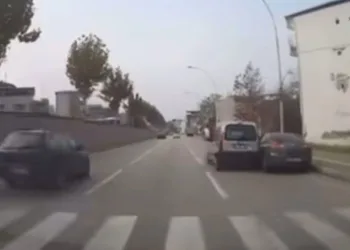 Bursa’da kazalar araç kamerasına yansıdı