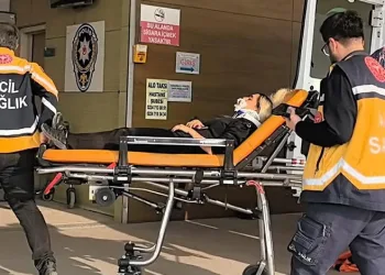 Motosikletin çarptığı kadın yaralandı