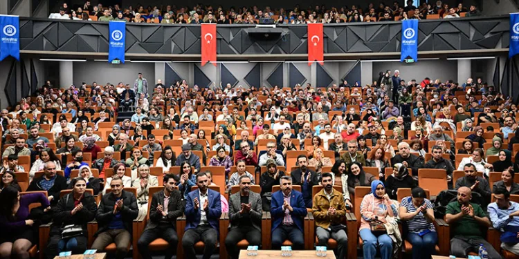 Yıldırım’da Türk halk müziği rüzgârı esti