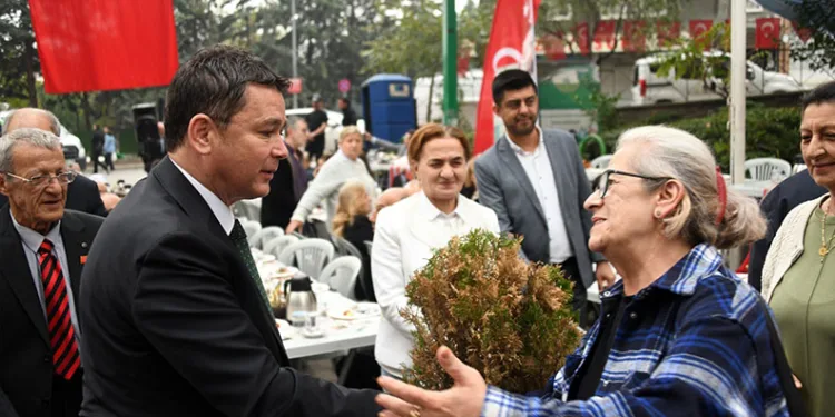 Erkan Aydın’dan Hocahasan Mahallesi’ne ziyaret