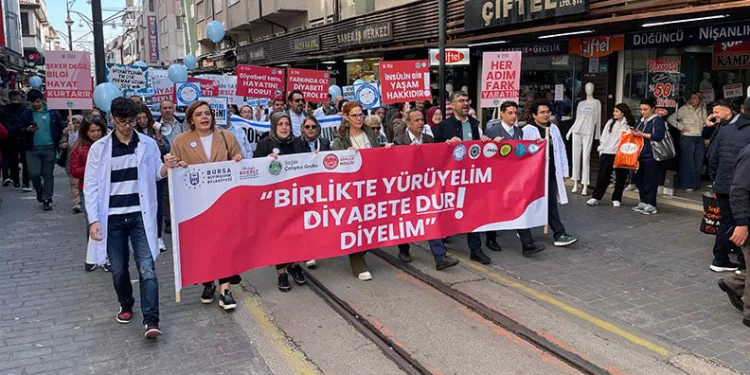 Mustafakemalpaşa’da polis aracının çarptığı Ömer’in kaza görüntüleri ortaya çıktı