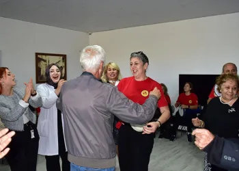 Bursa’da baraka yangını paniğe neden oldu